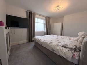 Photo 5- click for photo gallery